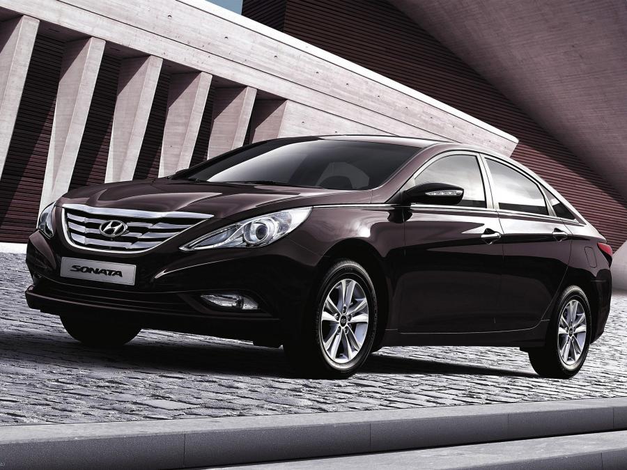 Hyundai Sonata 2009 года  (фото 10 из 40)